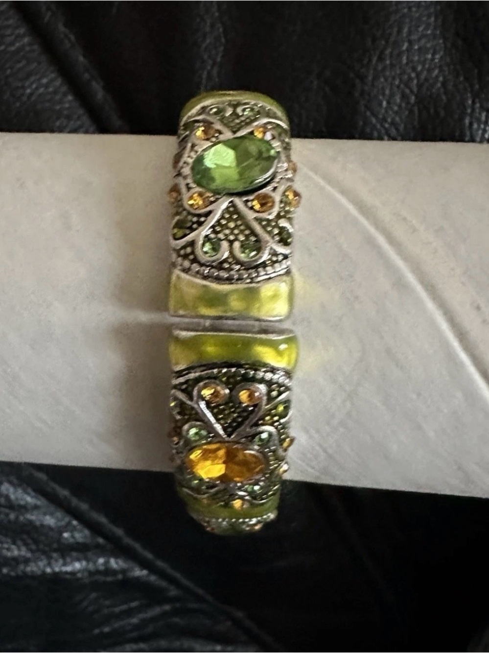 VTG Stretch Bangle Bracelet With Orange & Green Stones